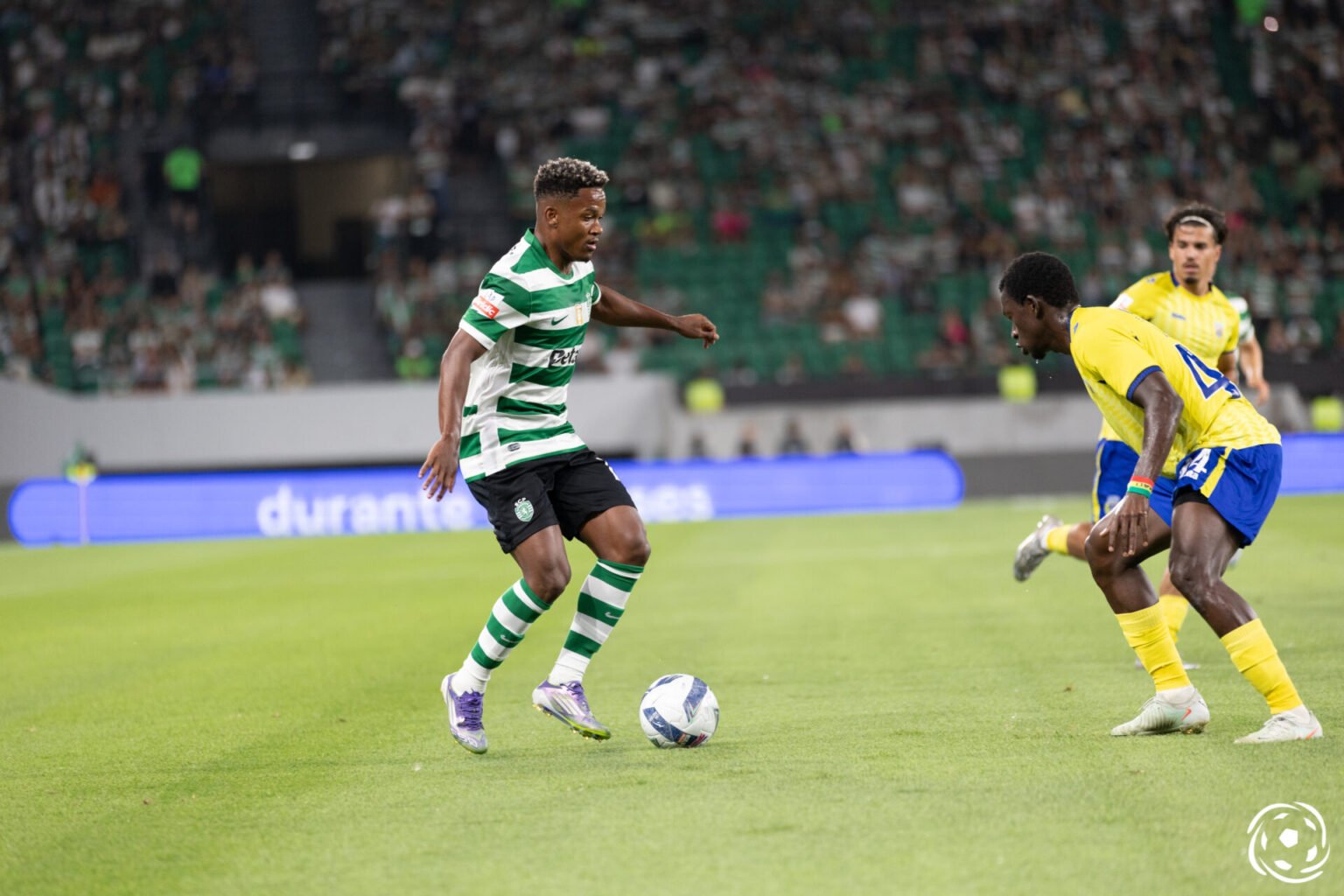 Geny Catamo atrai interesse da Premier League