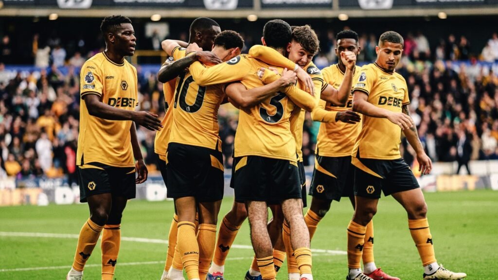 Wolverhampton garante avançado nigeriano por 27 milhões de euros com Vítor Pereira