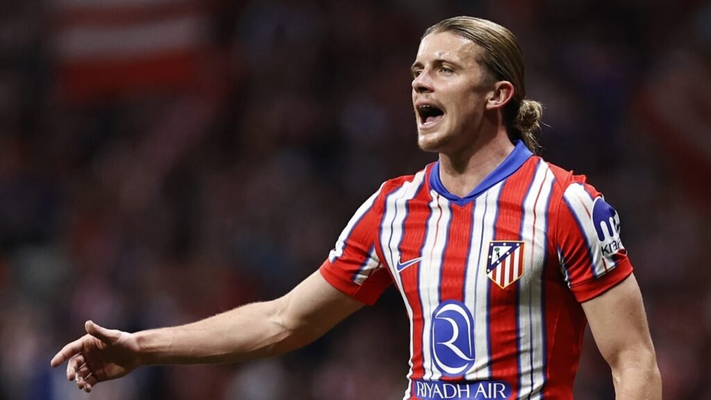 Conor Gallagher pode retornar à Premier League em breve Conor Gallagher pode retornar à Premier League em breve