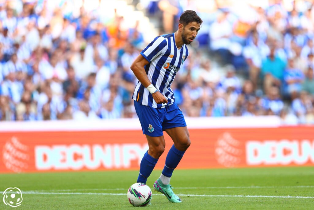 Marko Grujić rescinde contrato com o FC Porto
