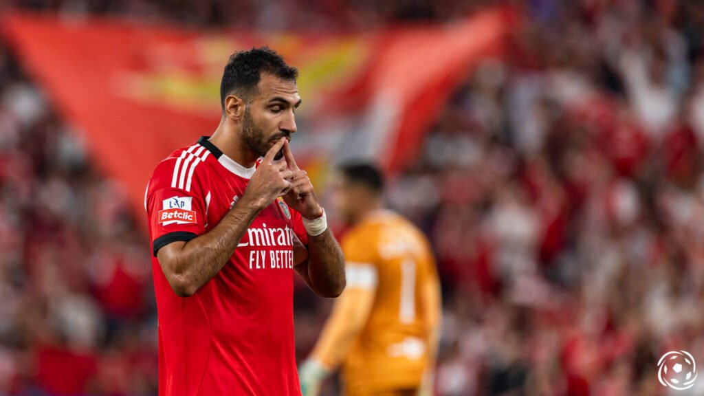 Vangelis Pavlidis e Ivanovic: “Faltou-nos tempo para jogar como desejamos Vangelis Pavlidis e Ivanovic: "Faltou-nos tempo para jogar como desejamos