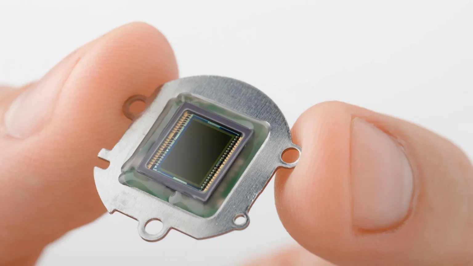 Um pequeno chip pode desbloquear lasers de raios gama, curar o câncer e explorar o multiverso.