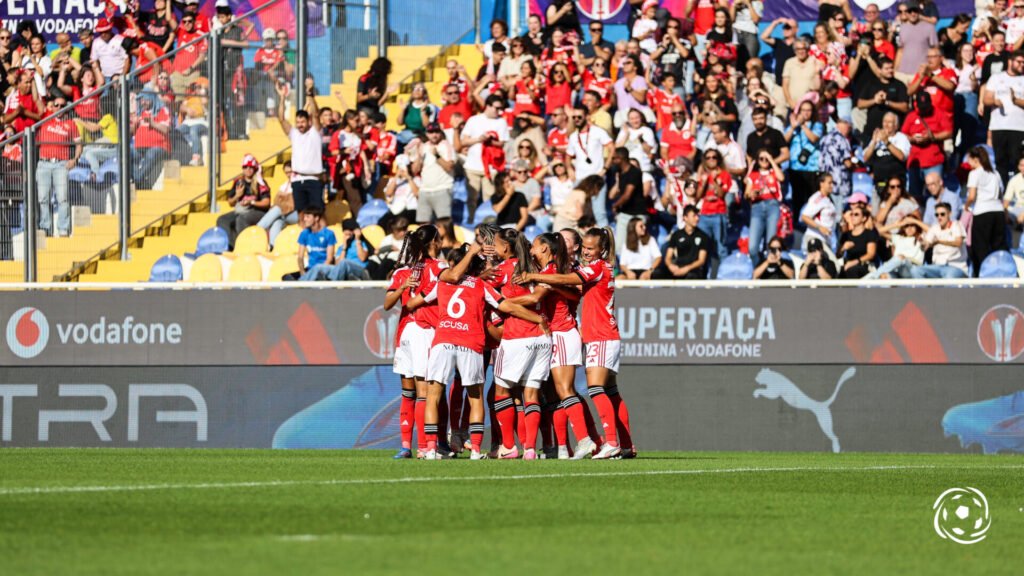 25 Jogadoras do Benfica Convocadas para o Duelo Contra o Arsenal na Champions League 25 Jogadoras do Benfica Convocadas para o Duelo Contra o Arsenal na Champions League