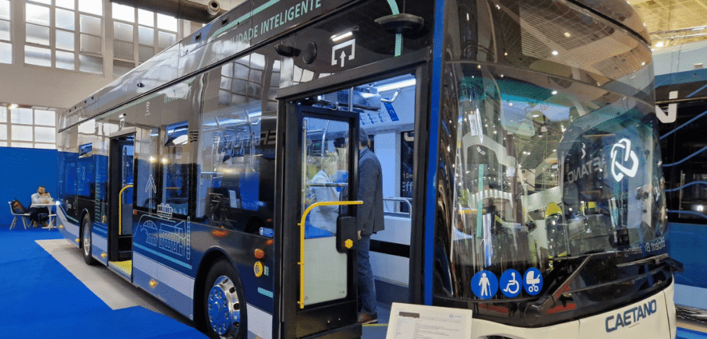O Novo Autocarro da STCP que Vai “Brilhar” no Maior Evento Mundial do Setor O Novo Autocarro da STCP que Vai "Brilhar" no Maior Evento Mundial do Setor