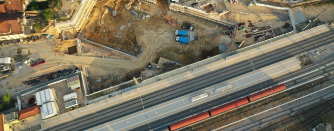Condicionamentos na Circulação Ferroviária entre Porto-Campanhã e Aveiro devido à Construção da Passagem Inferior na Estação de Gaia-Devesas Condicionamentos na Circulação Ferroviária entre Porto-Campanhã e Aveiro devido à Construção da Passagem Inferior na Estação de Gaia-Devesas