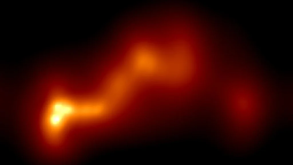Um telescópio maior que a Terra revela o coração escondido de uma galáxia misteriosa Um telescópio maior que a Terra revela o coração escondido de uma galáxia misteriosa