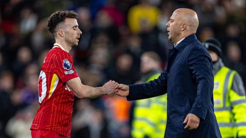 Arne Slot comenta sobre palavras de Andy Robertson: «Sentimos falta do jogador e da pessoa»
