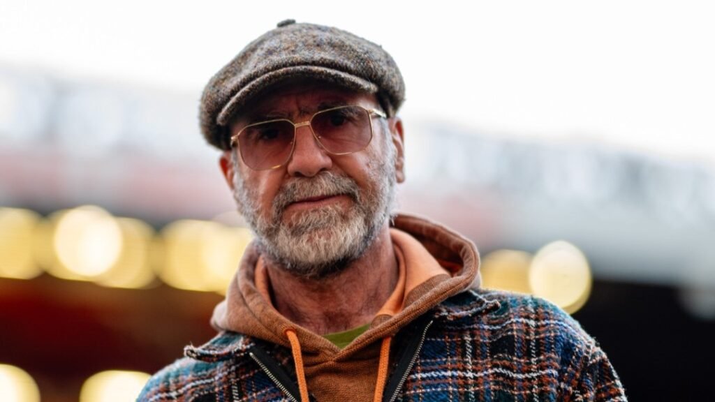 Eric Cantona critica os donos do Manchester United: 'Quis retribuir algo a um clube que me deu tudo, mas eles não pareceram interessados'