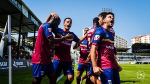 Torreense conquista segundo lugar da Segunda Liga e Académico Viseu protagoniza reviravolta com dez jogadores contra o Lusitânia Lourosa