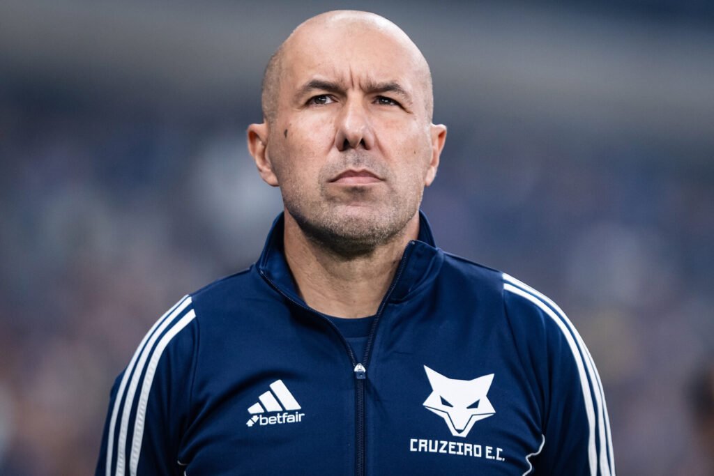 Leonardo Jardim avalia futuro no Cruzeiro: “Penso se vale a pena continuar Leonardo Jardim avalia futuro no Cruzeiro: "Penso se vale a pena continuar