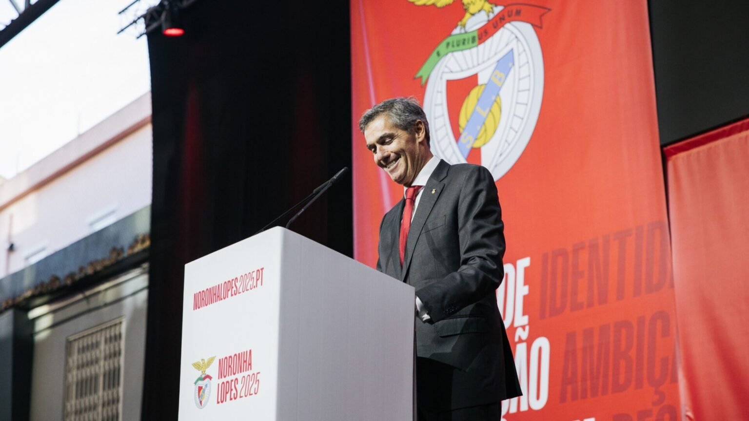 Votem em Nós para um Clube Bem Defendido contra Pedro Proença Votem em Nós para um Clube Bem Defendido contra Pedro Proença