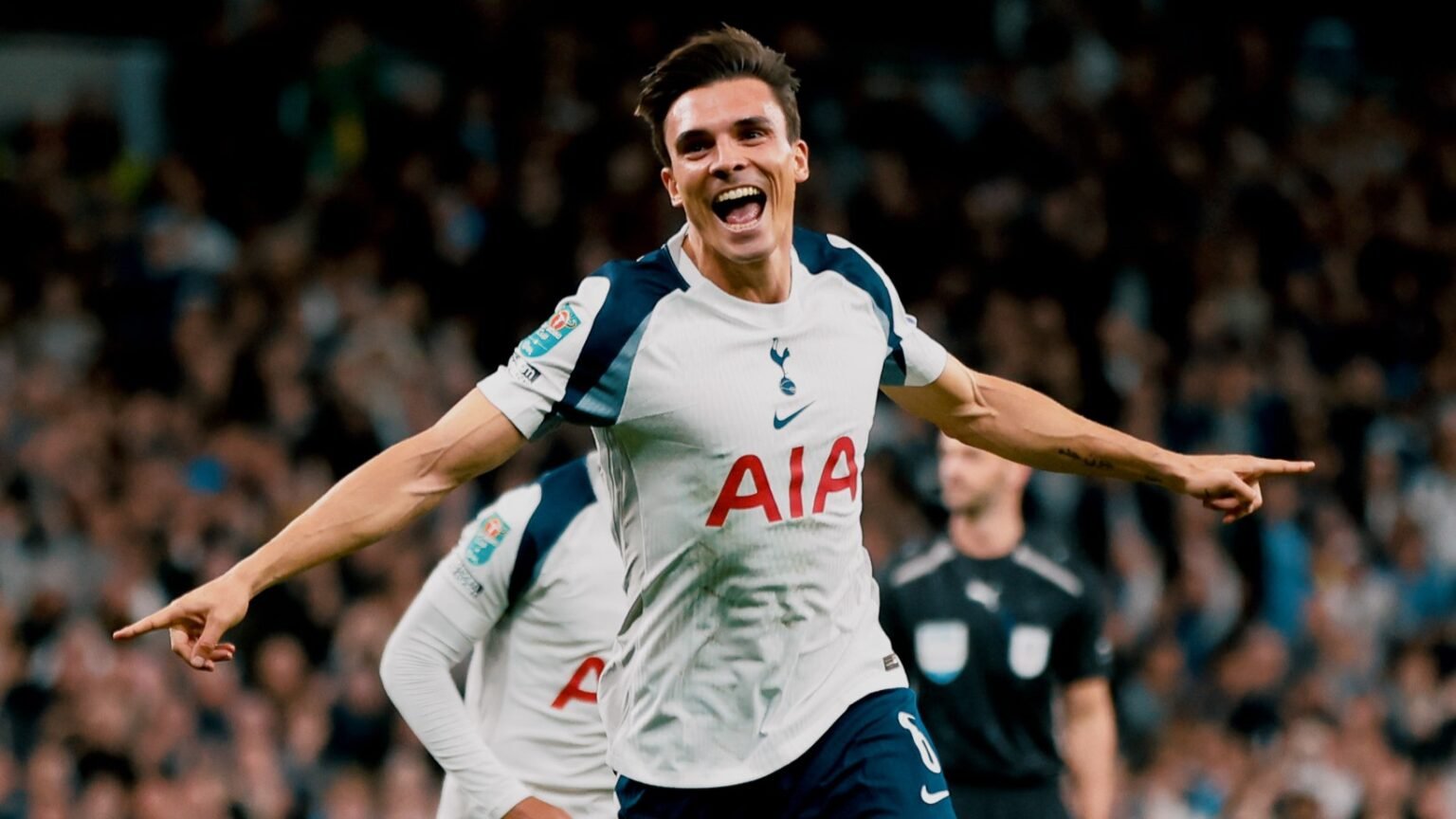 Thomas Frank elogia João Palhinha e discute futuro do internacional português no Tottenham: «Estamos muito felizes em todos os aspetos»