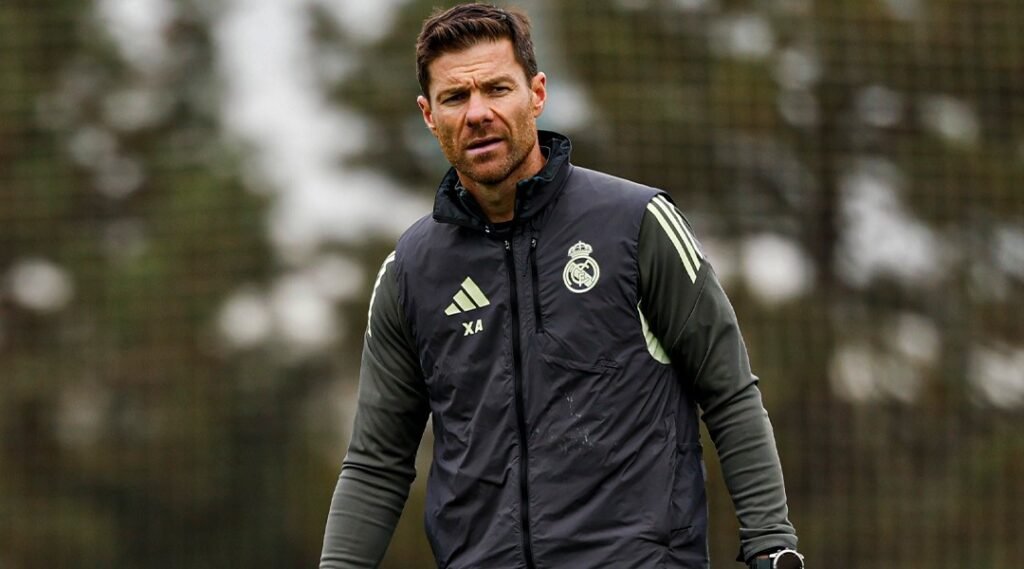 Xabi Alonso Tem Jovem Central na Mira para a Equipa Principal do Real Madrid, Afirma Imprensa Espanhola Xabi Alonso Tem Jovem Central na Mira para a Equipa Principal do Real Madrid, Afirma Imprensa Espanhola
