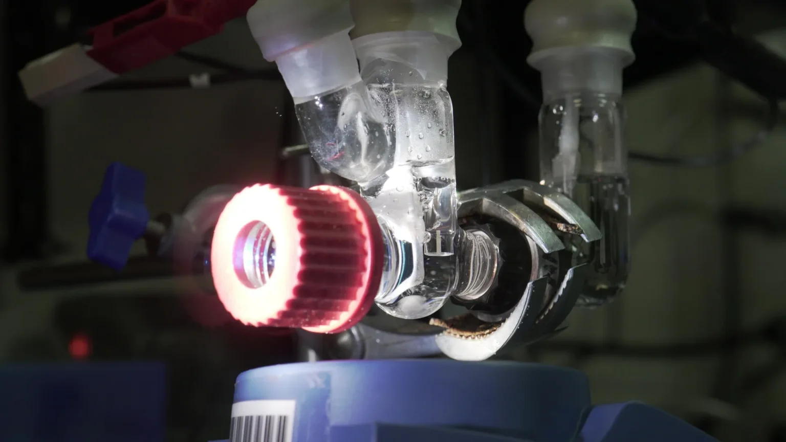 Essa folha artificial transforma poluição em energia Essa folha artificial transforma poluição em energia