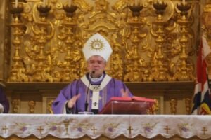 Conselhos Pastorais Paroquiais assumem funções perante o Arcebispo D. José Cordeiro.