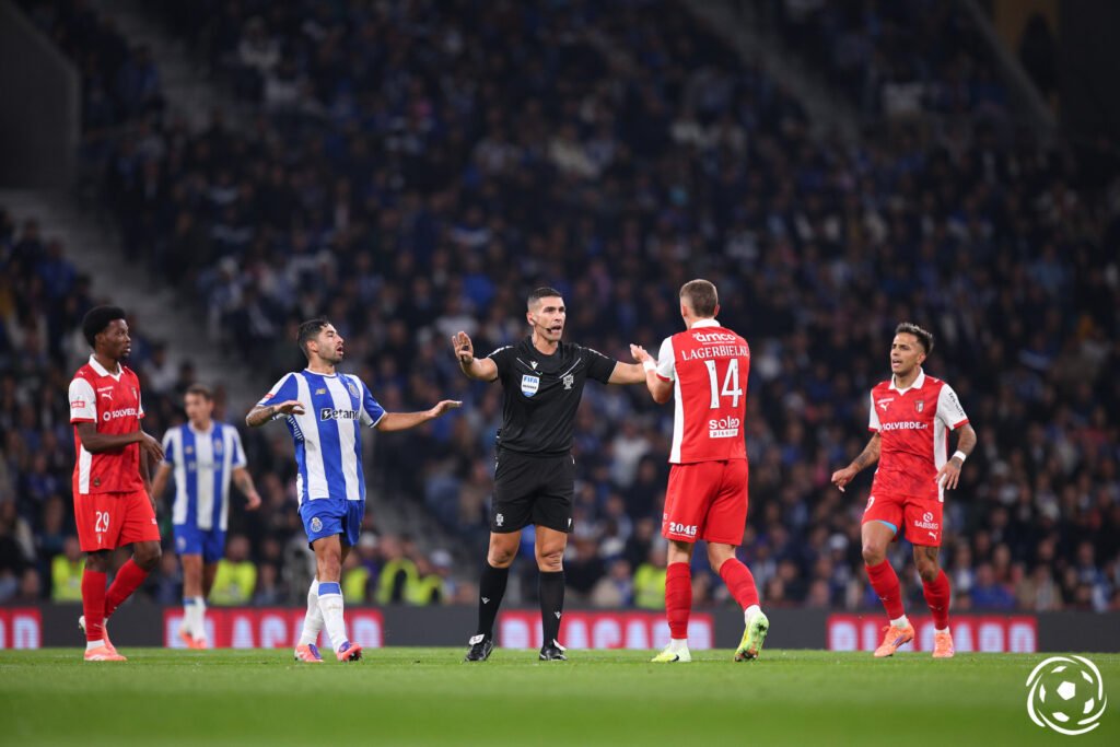 FC Porto multado após denúncia de Fábio Veríssimo no jogo contra o Braga