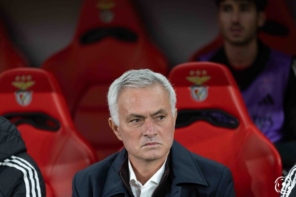 José Mourinho: Invicto contra o Braga, mas sem vitória pelo Benfica em 2000