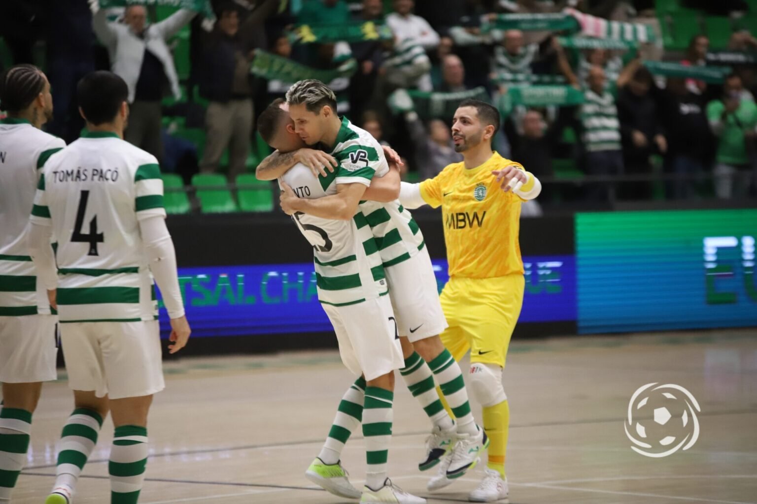 Sporting aplica goleada ao AEK e se prepara para enfrentar o Benfica