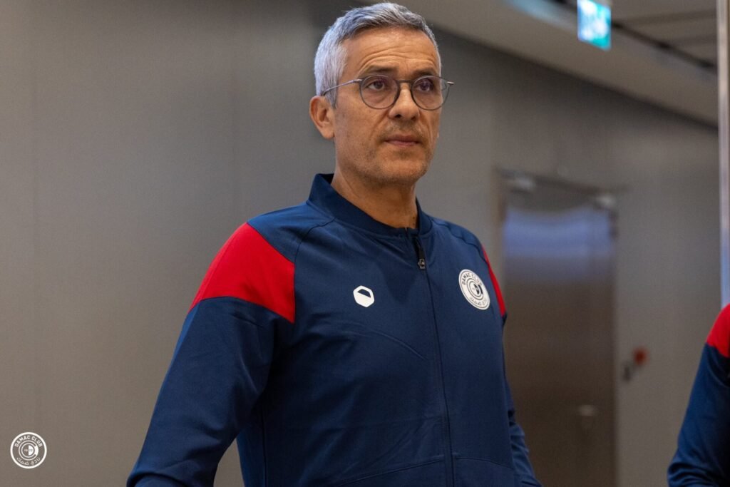 Armando Evangelista elogia dois jogadores do Damac e admite a possibilidade de olhar para o mercado português: «É sempre muito apetecível»