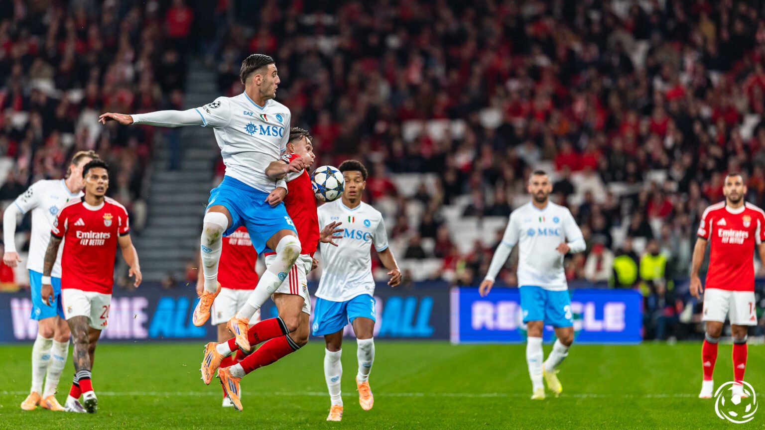 Atenção, Benfica: Equipa da Premier League Solicita Informações sobre Lorenzo Lucca
