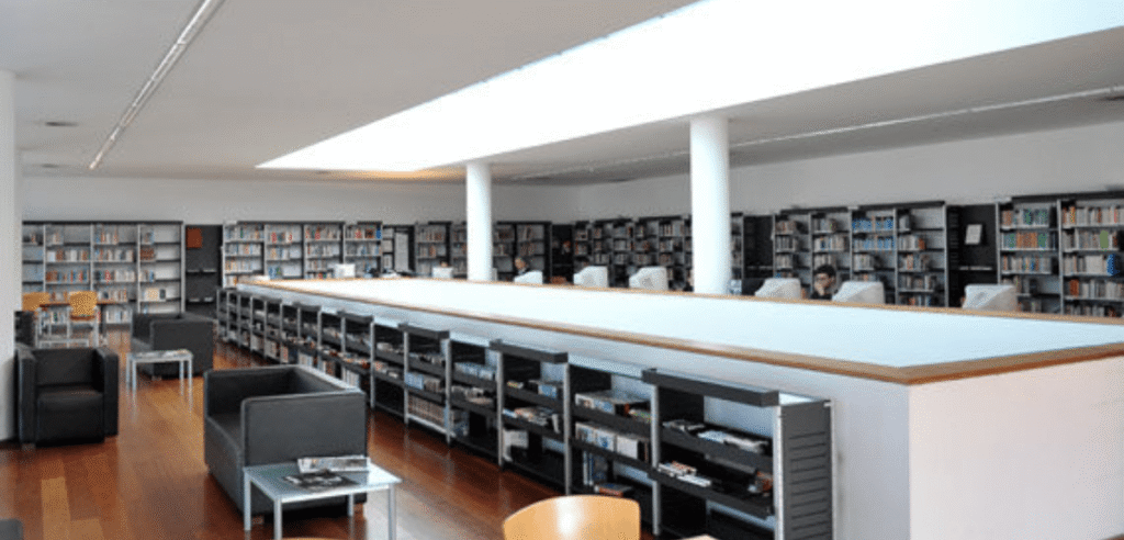 Biblioteca de Matosinhos fechada ao público com previsão de reabertura