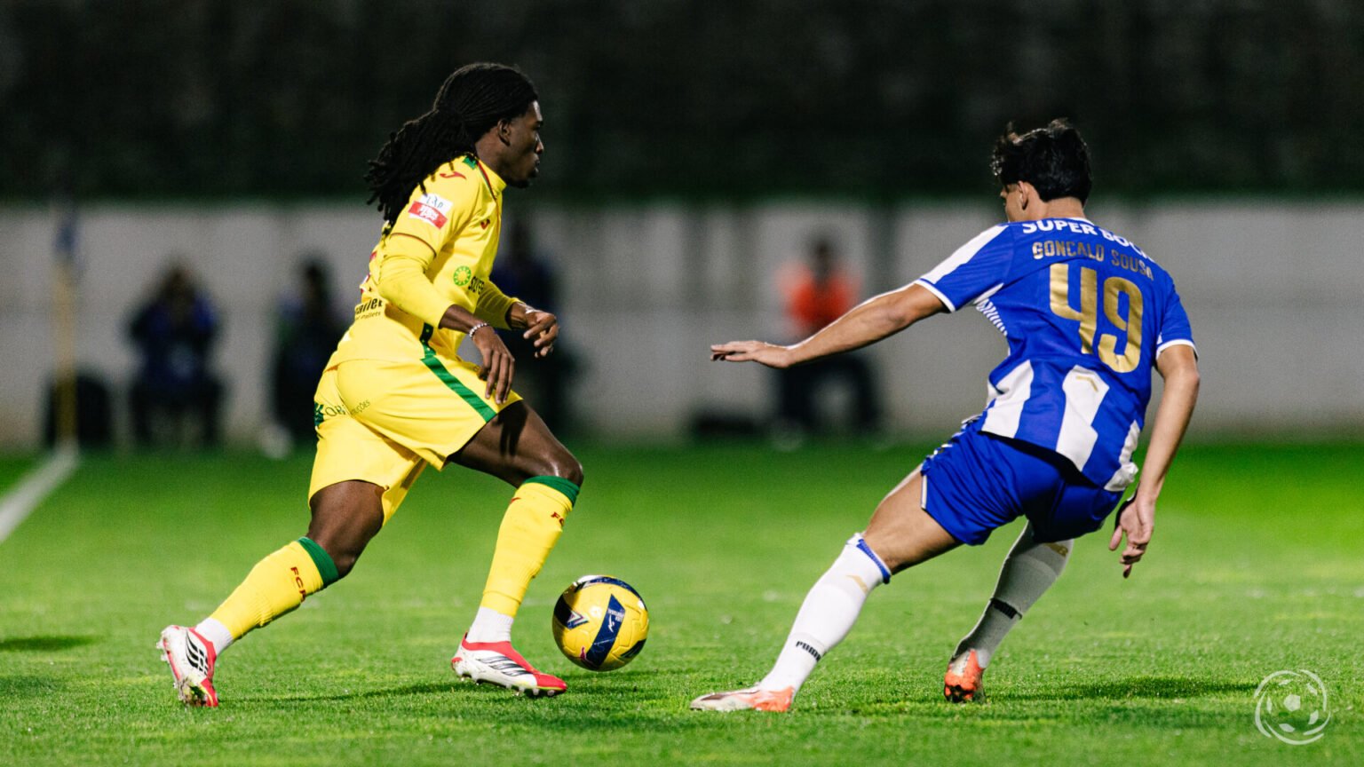 FC Porto B triunfa sobre Paços de Ferreira com golo no minuto inicial
