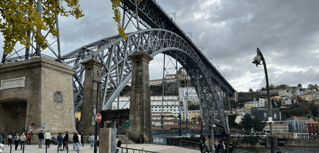 Porto é a melhor cidade portuguesa para viver, segundo novo ranking e está no top 50 da Europa! Porto é a melhor cidade portuguesa para viver, segundo novo ranking e está no top 50 da Europa!