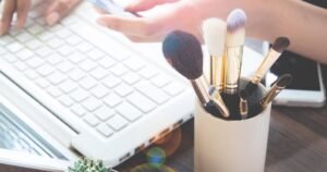 Aromas, cosméticos e cuidados pessoais: por que um número crescente de indivíduos opta por comprar na internet