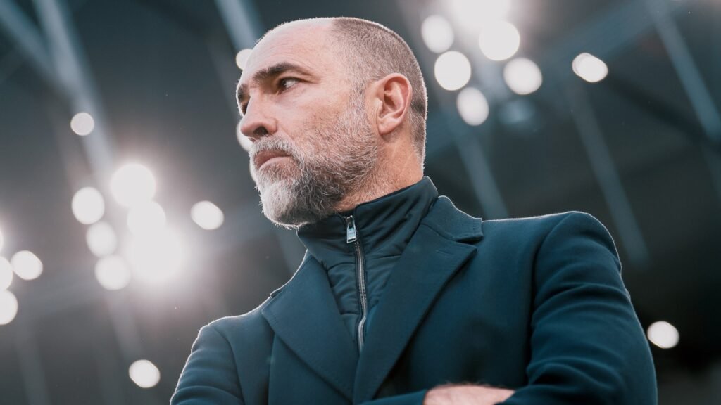 "Igor Tudor continua a perder pelo Tottenham e reafirma confiança após derrota"