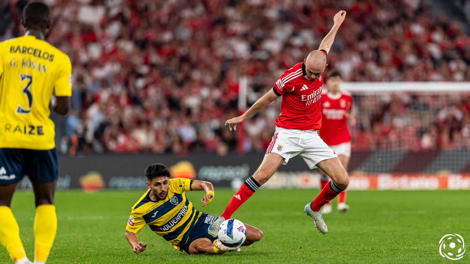 Os Onze Iniciais de Gil Vicente e Benfica