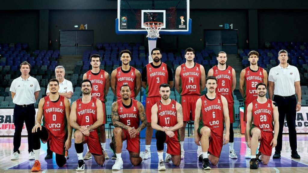 Portugal perde para a Roménia e cede liderança do grupo nas qualificações para o Mundial de Basquetebol